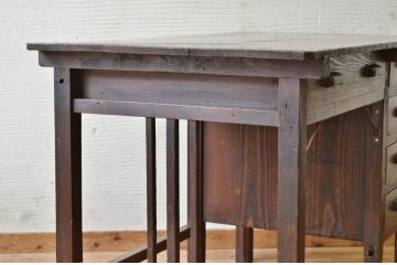 アンティーク家具　★使い込まれたアンティーク片袖机(作業台)