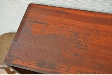 アンティーク家具　小振りなアンティーク飾り棚