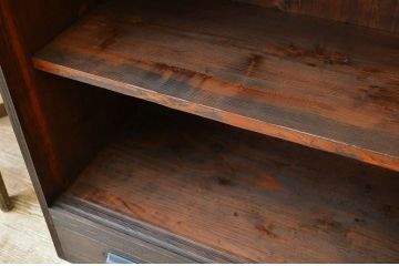 アンティーク家具　小振りなアンティーク飾り棚