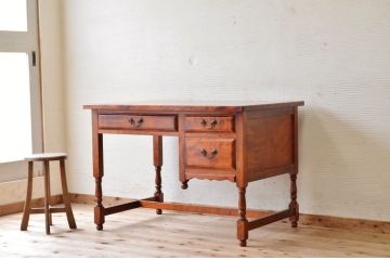 アンティーク家具　メーカー不明　作りの良いデスク(机、在宅ワーク、在宅用テーブル)