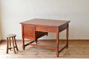 アンティーク家具　メーカー不明　作りの良いデスク(机、在宅ワーク、在宅用テーブル)