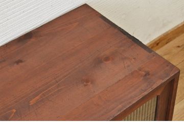 アンティーク家具　可愛いデザイン!アンティークローボード