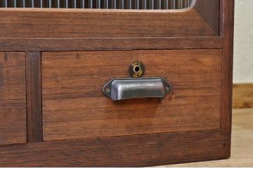 アンティーク家具　可愛いデザイン!アンティークローボード