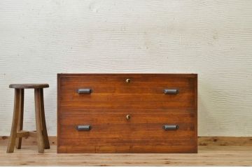 アンティーク家具　アンティークローボード(ローチェスト)1