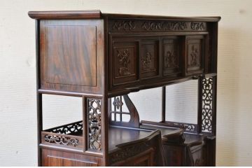 アンティーク家具　重厚!縞黒檀製の飾り棚(茶棚)