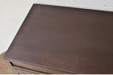 アンティーク家具　小振りなアンティークダイヤガラス本箱