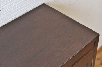 アンティーク家具　小振りなアンティークダイヤガラス本箱