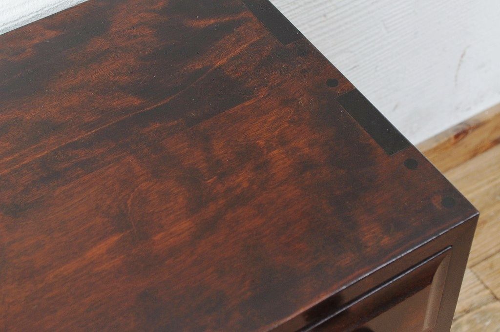 中古　北海道民芸家具1　小ぶりなチェスト