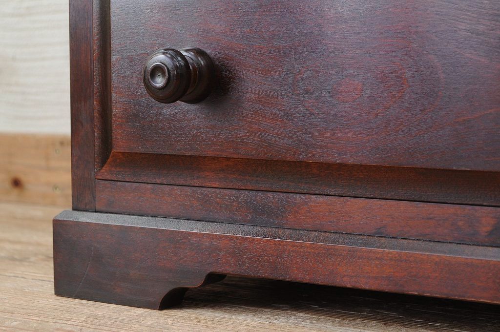 中古　北海道民芸家具1　小ぶりなチェスト