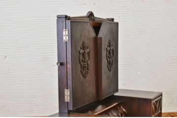 1950年頃日本製　素晴らしい彫刻のナラ材鏡台(三面鏡)
