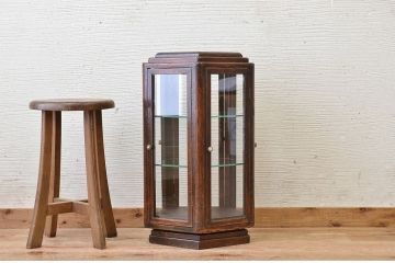 アンティーク家具　小さな五角形回転ガラスケース
