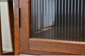 アンティーク家具　モールガラスの大振りなアンティーク本箱