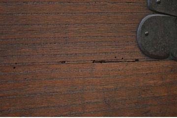 アンティーク家具　☆古民具　骨董　金具の立派な二段重ね時代箪笥