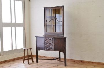 1940年頃　イギリスアンティーク　コーナーキャビネット