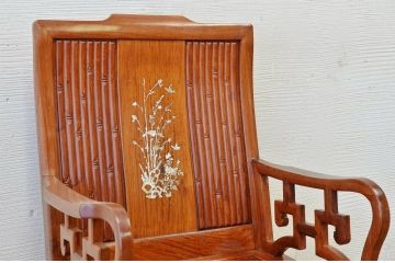 中古　唐木造りの高級螺鈿象嵌イス(椅子)2