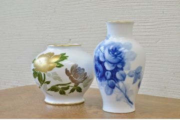 中古!大倉陶園花瓶2点セット(ブルーローズ)