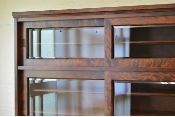 ◇中古　北海道民芸家具収納棚(食器棚)