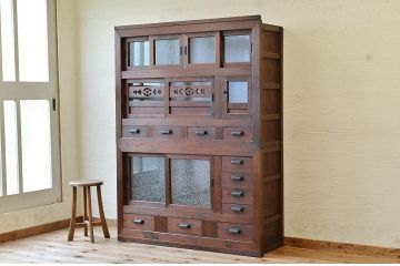 アンティーク家具　古民具　骨董　極上結霜ガラス二段重ね水屋箪笥(食器棚)