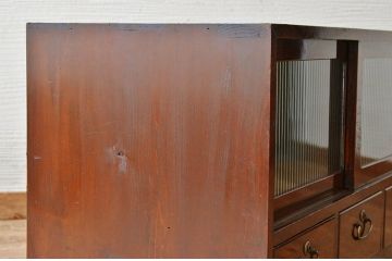 アンティーク家具　漆の綺麗なモールガラスローボード