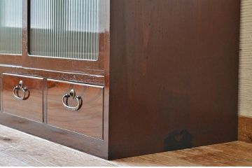 アンティーク家具　漆の綺麗なモールガラスローボード