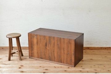 アンティーク家具　漆の綺麗なモールガラスローボード
