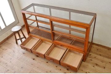 アンティーク家具　引き出し付きアンティークガラスケース(ショーケース)