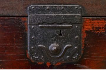 アンティーク家具　古民具　骨董　前面欅!味のある大帳場箪笥(水屋箪笥)