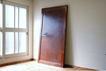 総欅!木目の素晴らしい一枚板蔵戸(玄関戸)