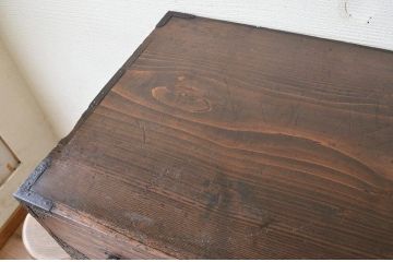 アンティーク家具　古民具　骨董　大振りな時代箪笥