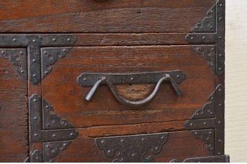 アンティーク家具　古民具　骨董　大振りな時代箪笥