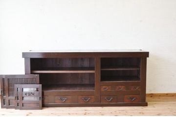 アンティーク家具　素敵なデザイン!古い水屋箪笥サイドボード