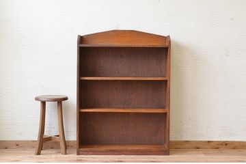 アンティーク家具　シンプルなアンティーク飾り棚(本棚)