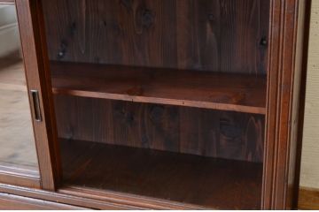 アンティーク家具　古い栓材のシンプルなアンティーク収納棚(飾り棚)