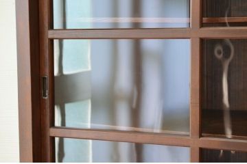 アンティーク家具　大きな二段重ねアンティーク収納棚(飾り棚、食器棚)