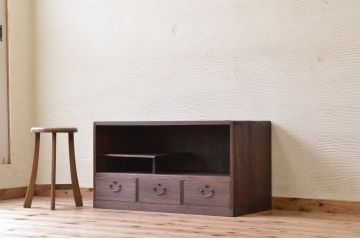 アンティーク家具　古い木のシンプルなアンティークローボード