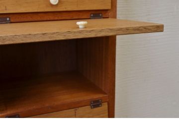 アンティーク家具　古材を使って製作したパタパタ収納棚4　(下駄箱)
