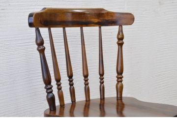 中古　メーカー不明作りの良いスティックバックチェア1脚2