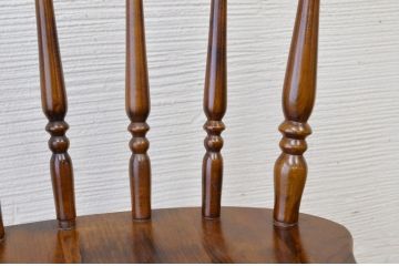 中古　メーカー不明作りの良いスティックバックチェア1脚2