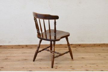 中古　メーカー不明作りの良いスティックバックチェア1脚2