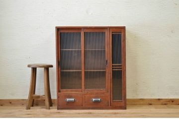 アンティーク家具　古い木のモールガラスアンティーク収納棚