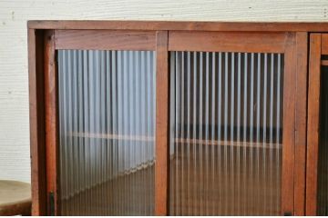 アンティーク家具　古い木のモールガラスアンティーク収納棚