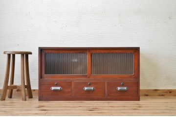 アンティーク家具　古民具　骨董　漆の綺麗なモールガラスローボード