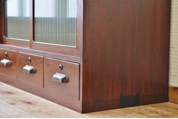 アンティーク家具　古民具　骨董　漆の綺麗なモールガラスローボード
