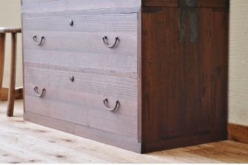 アンティーク家具　☆古民具　骨董　二段重ねシンプルな箪笥(チェスト)