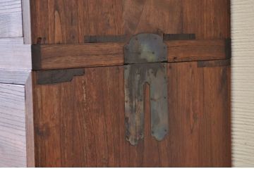 アンティーク家具　☆古民具　骨董　二段重ねシンプルな箪笥(チェスト)