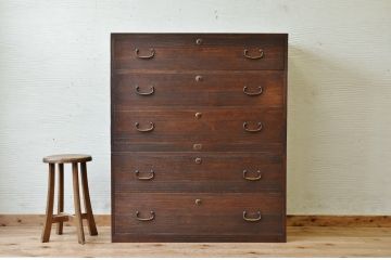 アンティーク家具　シンプルなアンティークローチェスト2