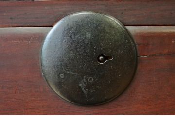 アンティーク家具　☆古民具　骨董　古い欅材の二段重ね時代箪笥