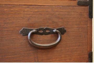 アンティーク家具　☆古民具　骨董　二段重ねシンプルな時代箪笥