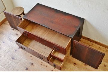 アンティーク家具　虫食い有　観音開き時代箪笥ローボード(ローチェスト)