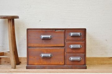 アンティーク家具　古い木のアンティーク小引き出し